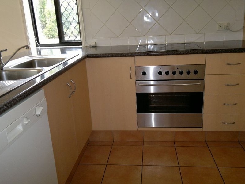 11/23-25 Blake Street, Southport QLD 4215