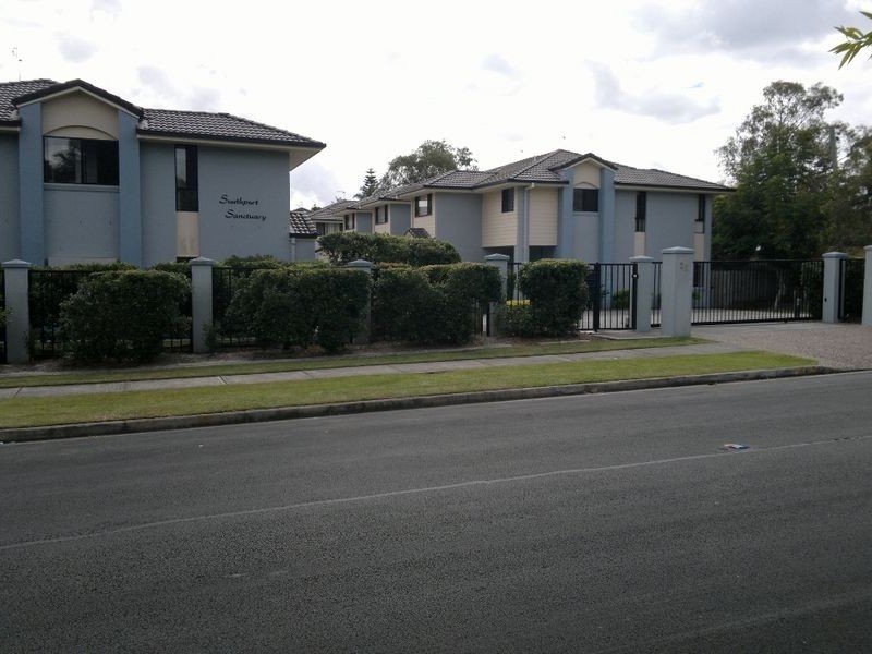 11/23-25 Blake Street, Southport QLD 4215