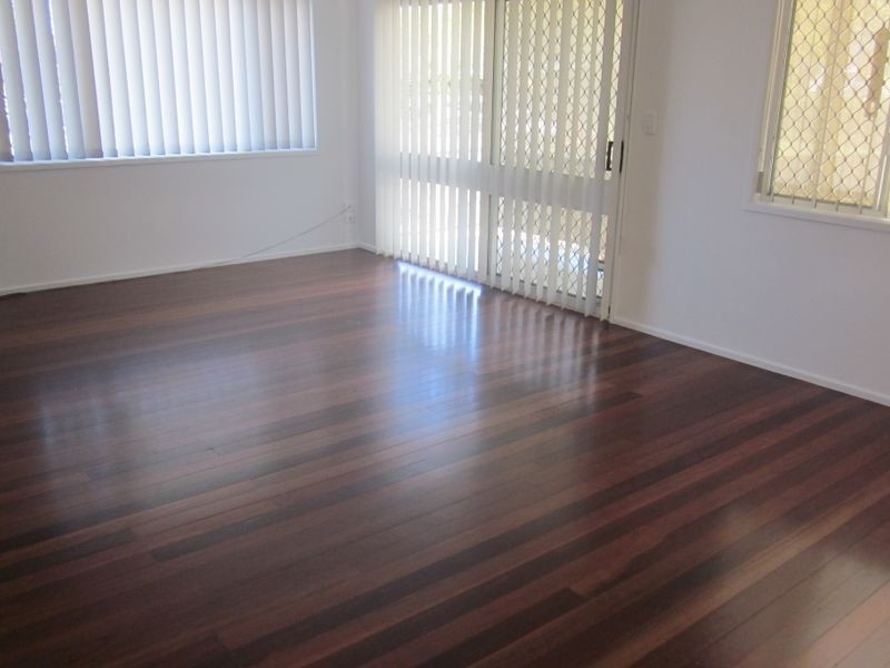 21 Sungold Ave, Southport QLD 4215