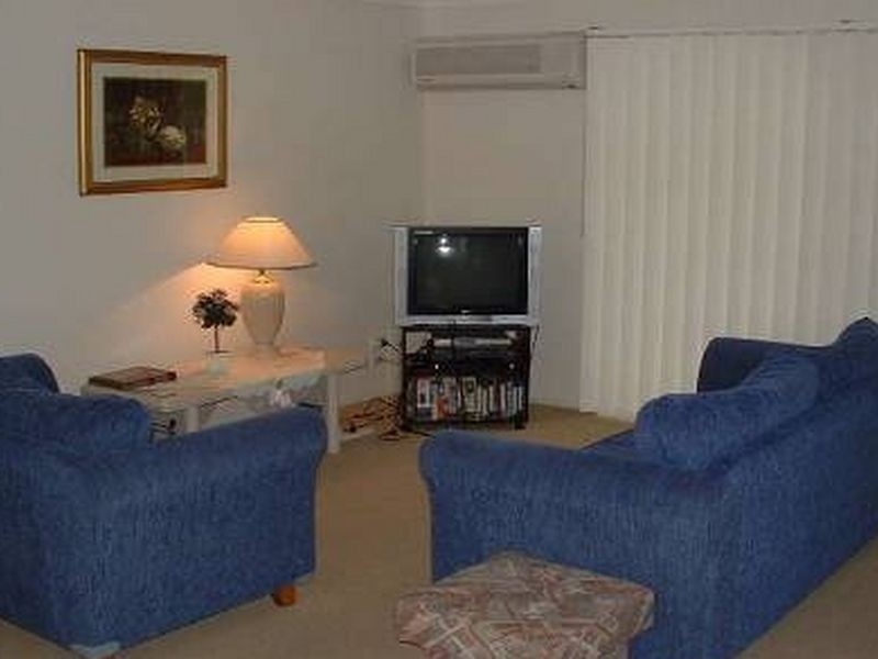 103/97 Edmund Rice Drive, Southport QLD 4215