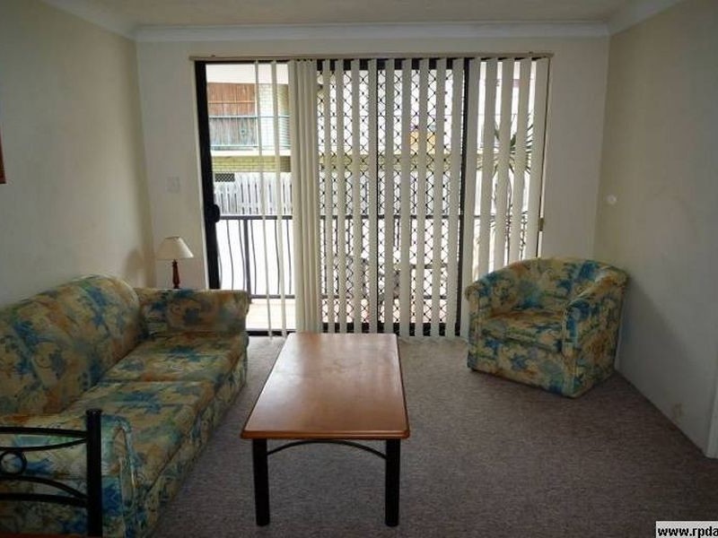 11 Owens Lane, Southport QLD 4215