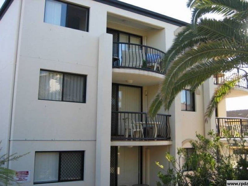 11 Owens Lane, Southport QLD 4215