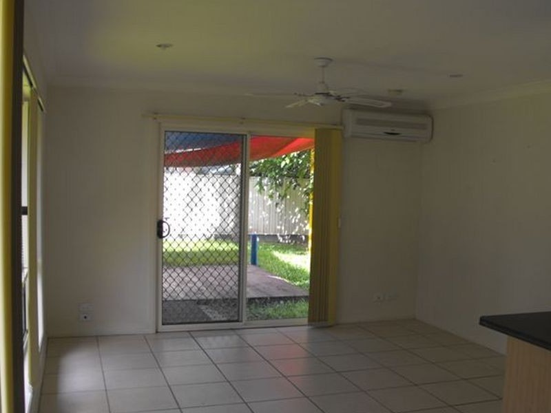 15 Lara Avenue, Southport QLD 4215