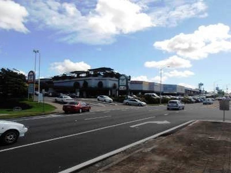 2/183 Currumburra Rd, Ashmore QLD 4214