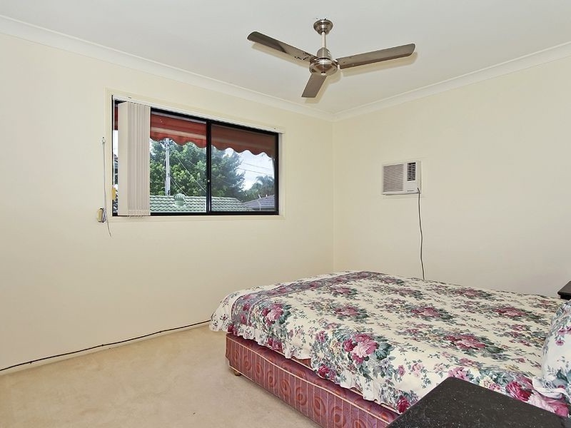 1/68 Heeb Street, Benowa QLD 4217