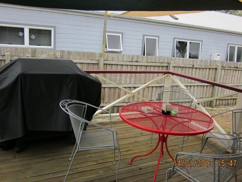 15 Echlin Street, Labrador QLD 4215