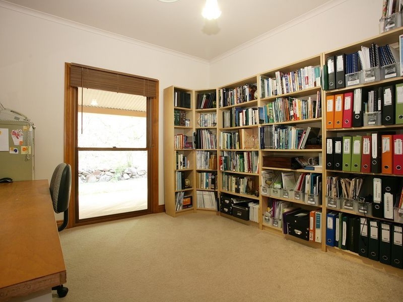 18 Raffles Ct, Mudgeeraba QLD 4213