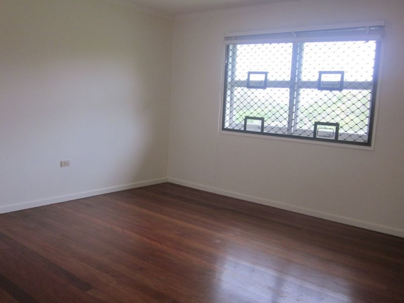 30 Dowling Drive, Southport QLD 4215