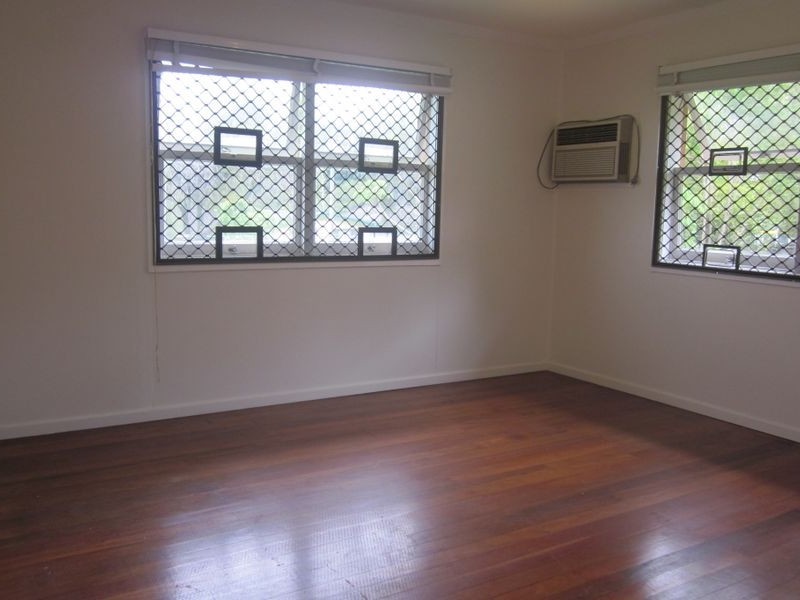 30 Dowling Drive, Southport QLD 4215