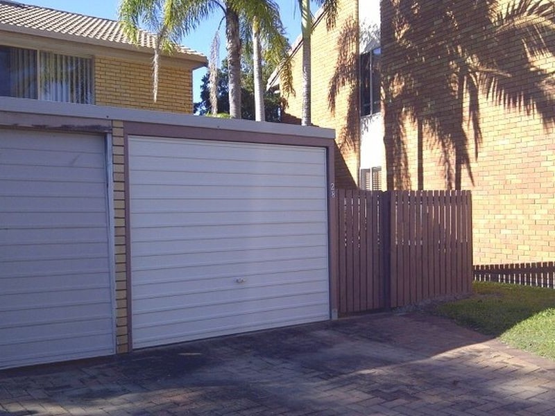 28/81 Olsen Avenue, Labrador QLD 4215