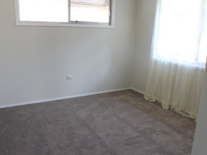 13 The Glade, Labrador QLD 4215