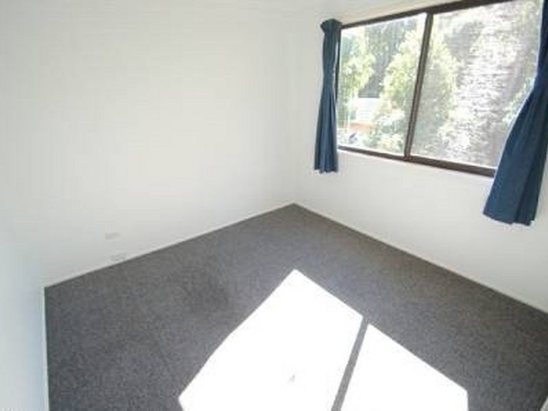 27 Lavinia Street, Southport QLD 4215