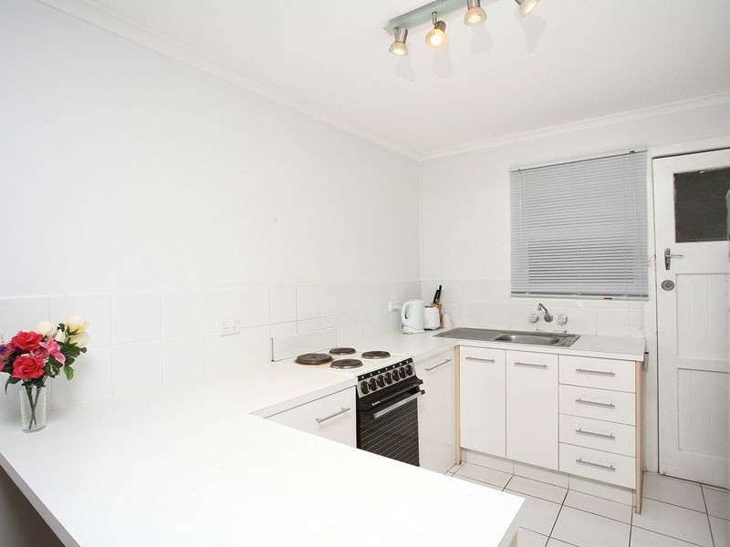 1/23 White Street, Southport QLD 4215