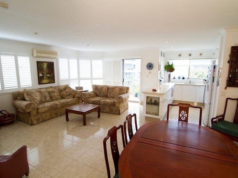 15/61 Bauer Street, Southport QLD 4215