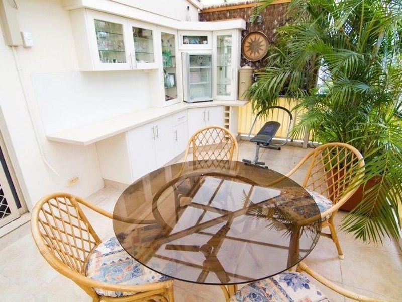 15/61 Bauer Street, Southport QLD 4215