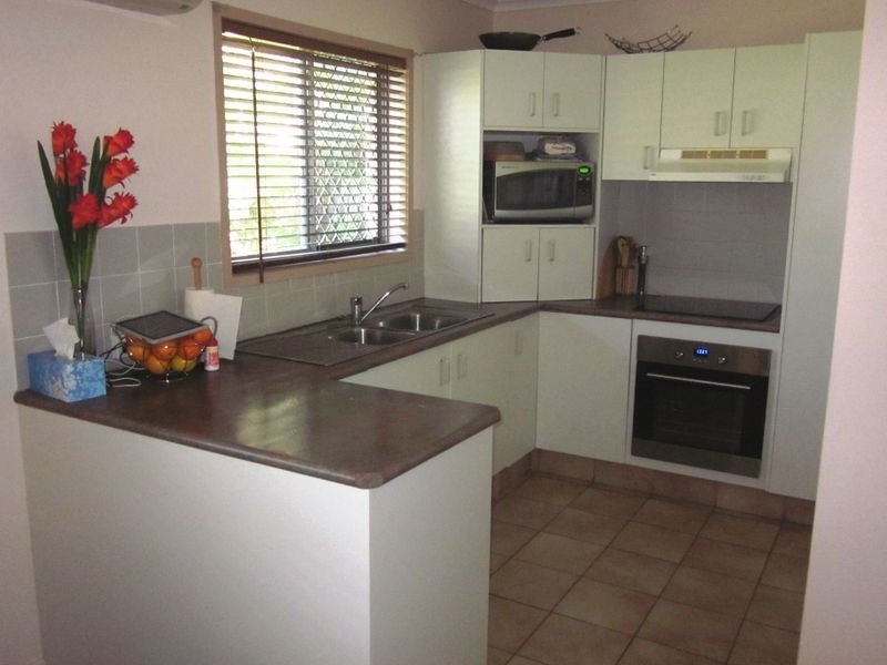 2/19 Fox Avenue, Southport QLD 4215