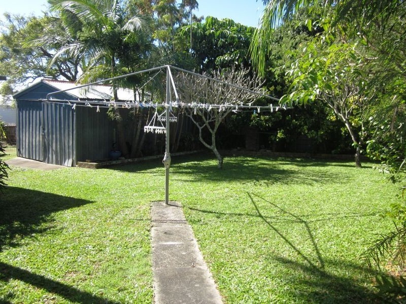 2/19 Fox Avenue, Southport QLD 4215