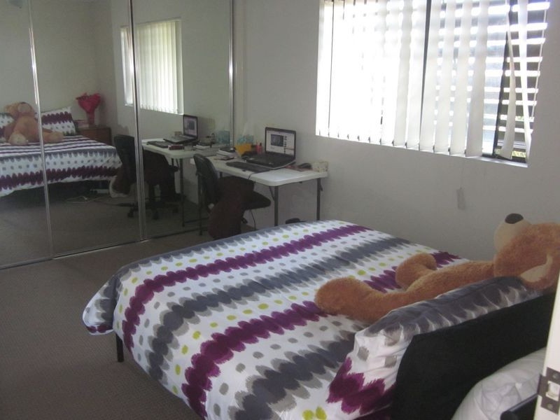 10/2 Johnston Street, Southport QLD 4215