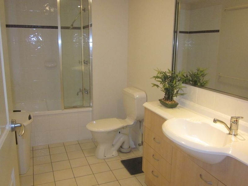 15/132 High Street, Southport QLD 4215