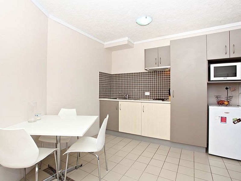 62/25 Lake Orr Drive, Robina QLD 4226