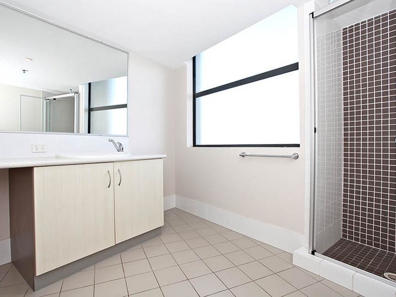 62/25 Lake Orr Drive, Robina QLD 4226