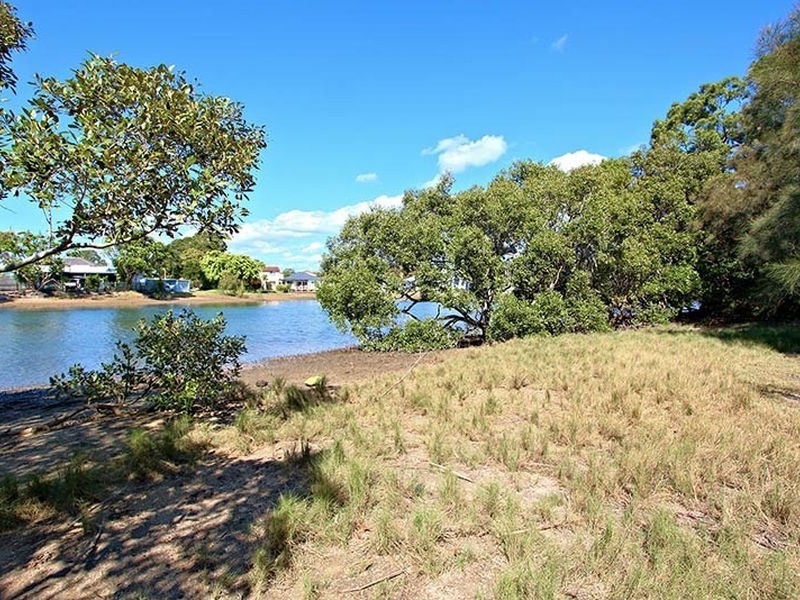 5/17 Huth Street, Labrador QLD 4215