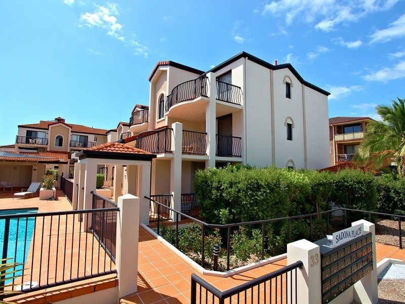19/33 Lenneberg Street, Southport QLD 4215