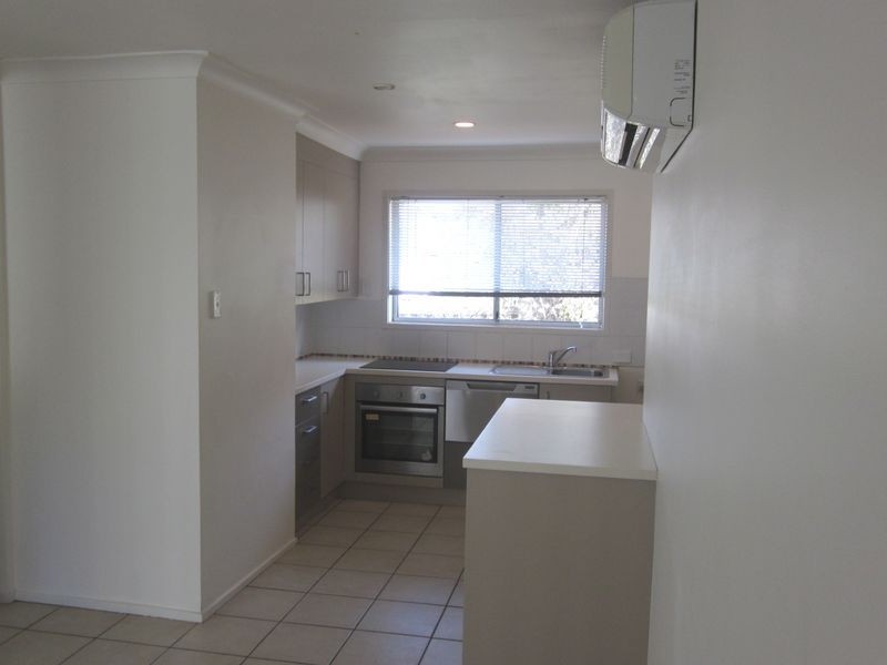 2/4 Ellen Street, Southport QLD 4215