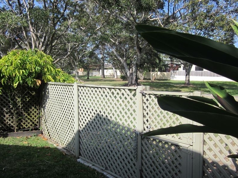 2/4 Ellen Street, Southport QLD 4215