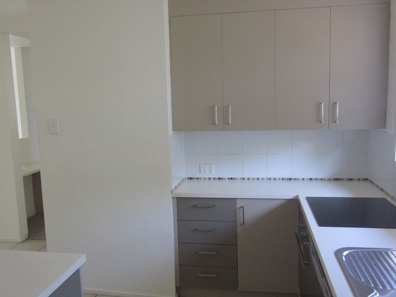 2/4 Ellen Street, Southport QLD 4215