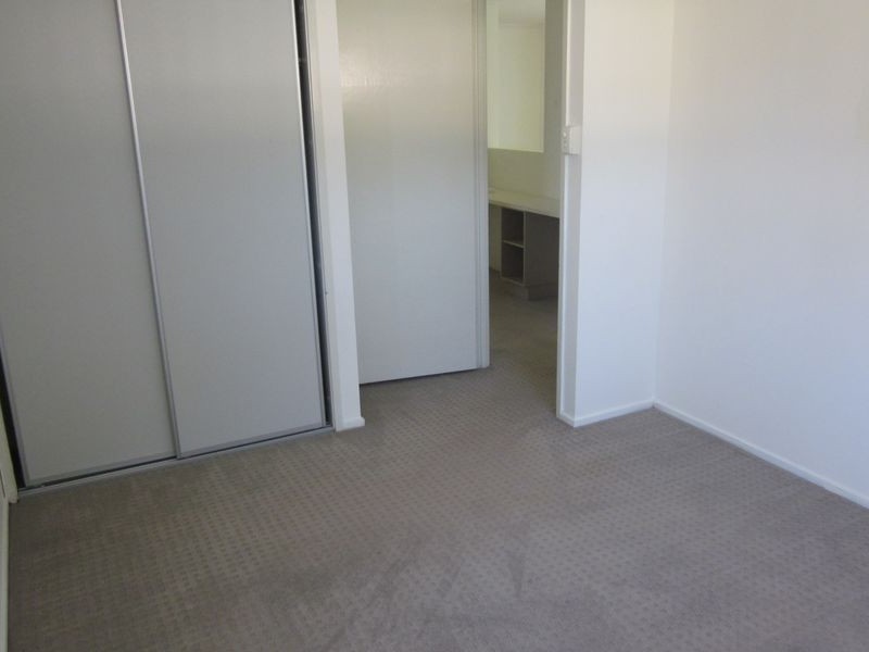 2/4 Ellen Street, Southport QLD 4215