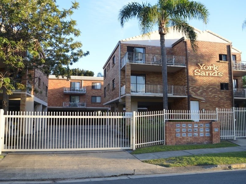18/28 Hunter Ave, Labrador QLD 4215