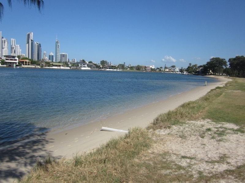 28 Korong Street, Southport QLD 4215