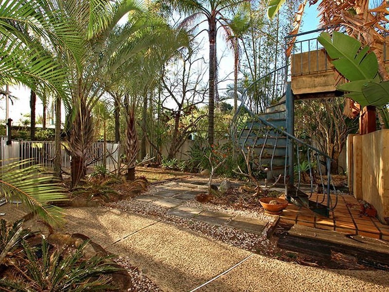 28 Korong Street, Southport QLD 4215