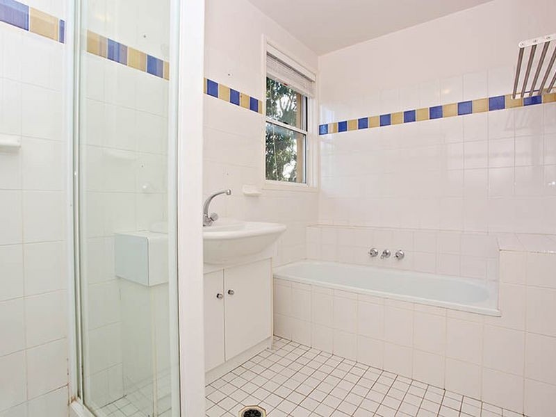 28 Korong Street, Southport QLD 4215