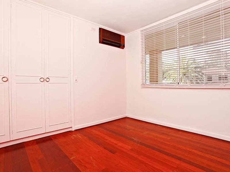 28 Korong Street, Southport QLD 4215