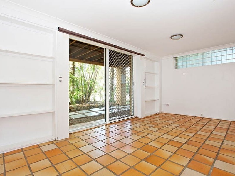 28 Korong Street, Southport QLD 4215