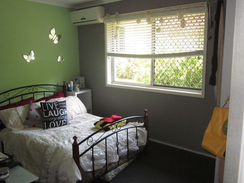 61A Ridgeway Ave, Southport QLD 4215