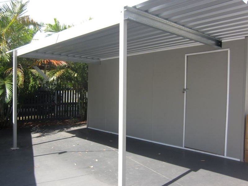 61A Ridgeway Ave, Southport QLD 4215