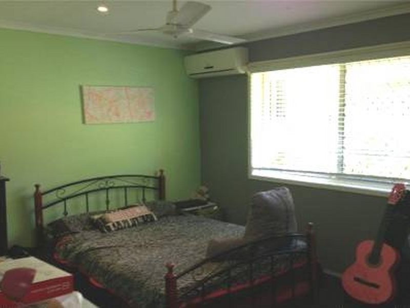 61A Ridgeway Ave, Southport QLD 4215