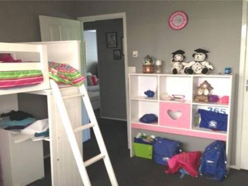 61A Ridgeway Ave, Southport QLD 4215