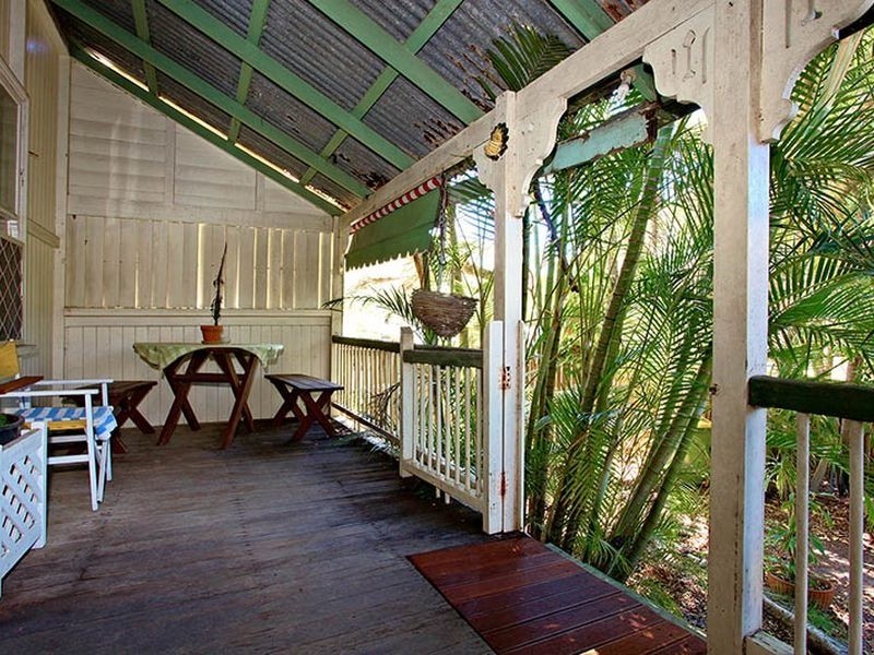 10 Andrews St, Southport QLD 4215