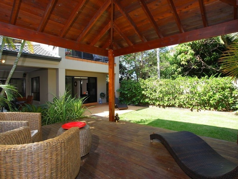 10 Meron Street, Southport QLD 4215