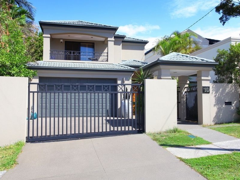 10 Meron Street, Southport QLD 4215