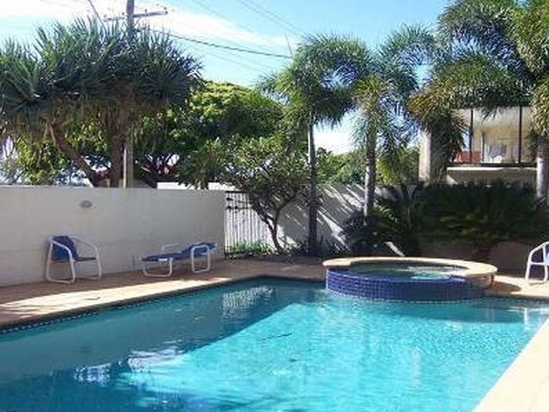 28/3-5 Norman Street, Southport QLD 4215