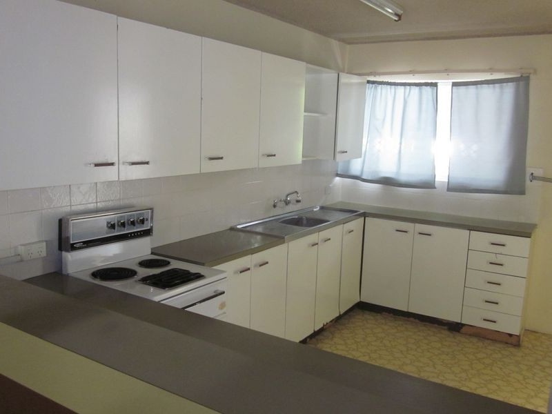 7/28 Marine Parade, Southport QLD 4215