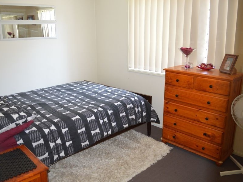 2/12 Calvary Court, Labrador QLD 4215