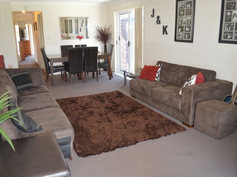 2/12 Calvary Court, Labrador QLD 4215