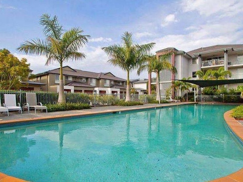 4/22 Oleander Avenue, Biggera Waters QLD 4216