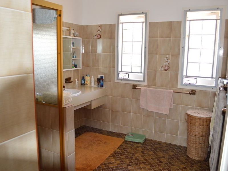 16 Brooke Avenue, Southport QLD 4215